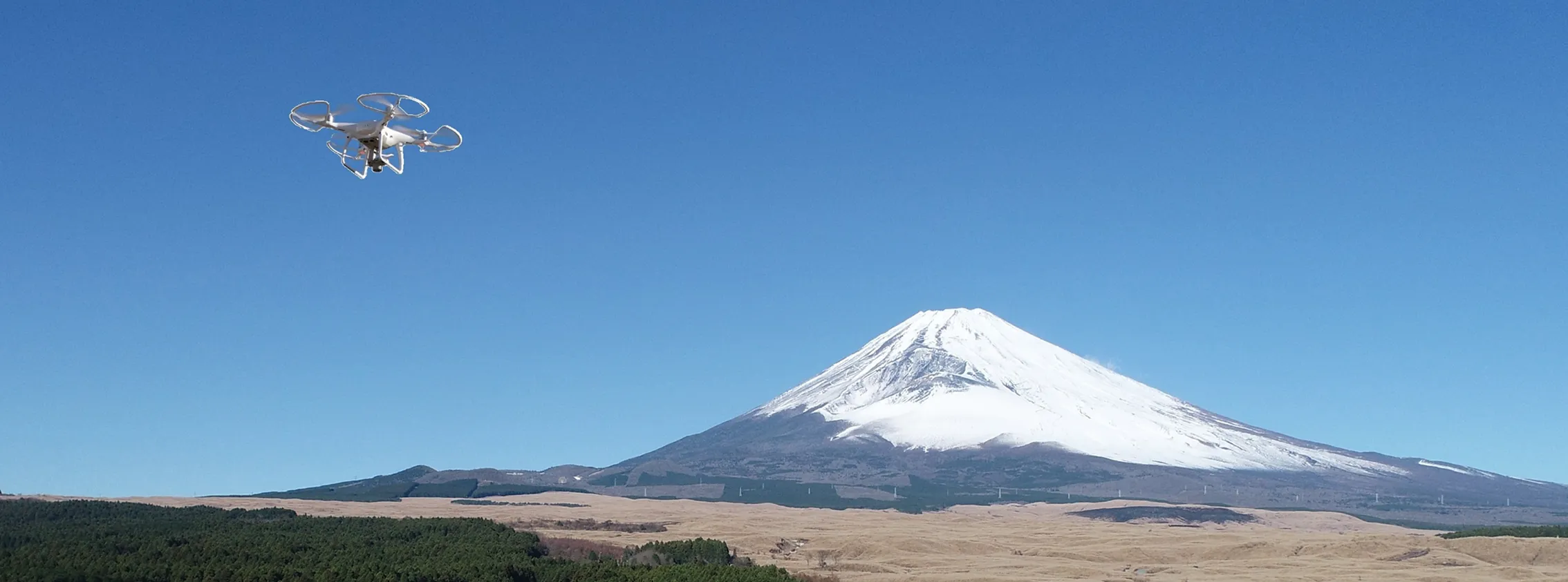 ドローンと富士山